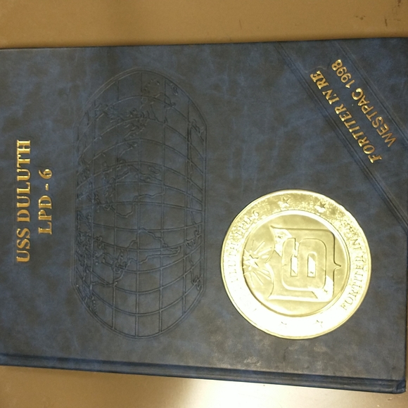 USS Duluth LPD-6 Fortiter in RE - Picture 1 of 8